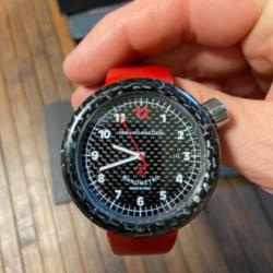 MONTRE GIULIANO MAZZUOLI MANOMÈTRE SPORT CARBONE COMPLÈTE AVEC BOÎTE D'ORIGINE.