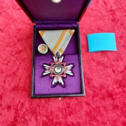 Ordre du trésor sacré 6ème classe médaille japonaise WW2 argent 5
