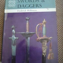 Livre Swords and Daggers par Frederick Wilkinson