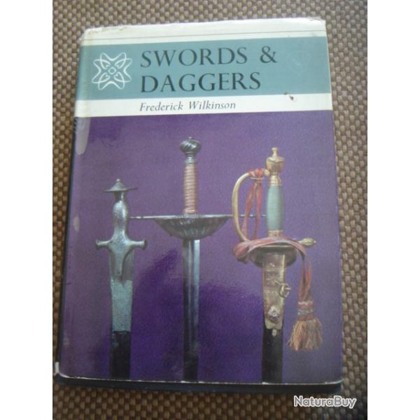 Livre Swords and Daggers par Frederick Wilkinson