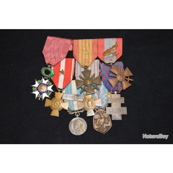 MEDAILLES ANCIEN MILITAIRE GUERRE 1939/45-INDOCHINE-ALGERIE-FRANCE LIBRE-CROIX GUERRE-LEGION HONNEUR
