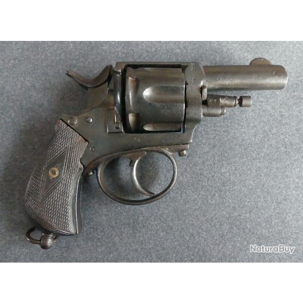 Bon revolver de type Bull-dog calibre 380 PC