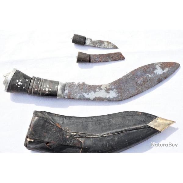 kukri khukuri - INDE - indien annes 30 / 40 + fourreau et ses deux petits couteaux