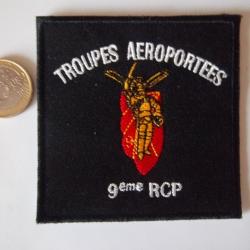 écusson collection 8 X 8 cms 9 éme régiment chasseurs parachutistes