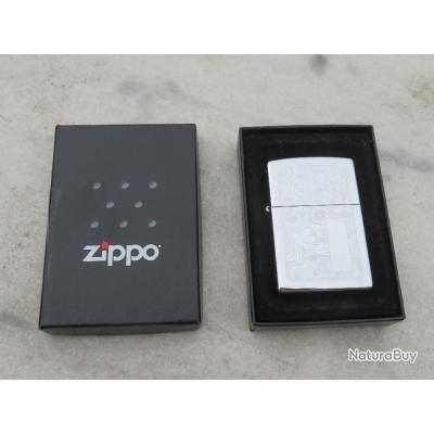 v-ritable-briquet-zippo-mod-le-embl-matique-venetian-chrome-en-tat