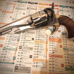 Colt Army cal 44 mod:sheriff  fab: Philli Pietta  canon et barillet poli blanc, carcasse jaspée