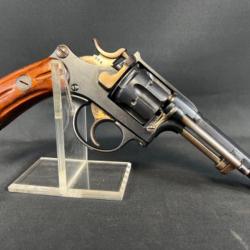 REVOLVER 1882 Suisse 2eme type calibre 7.5swiss  avec accessoires
