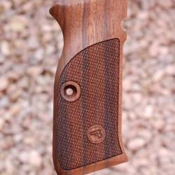 PLAQUETTES CZ 75 grips type 1 (damier)