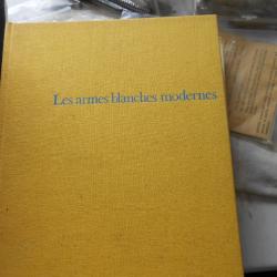 Livre sur les armes blanches modernes de Christian-henry TAVARD