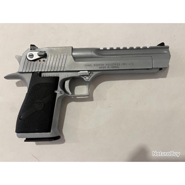 Pistolet MAGNUM RESEARCH Modle Desert Eagle calibre 44 Mag