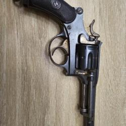 Revolver d'ordonnance Suisse modèle 1882