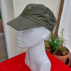 Casquettes kaki type Bigeard neuves taille 54 et 55