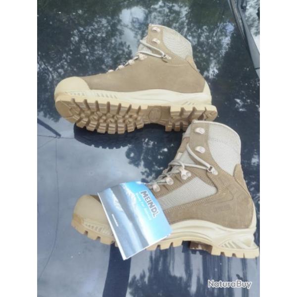 Chaussure trekking desert