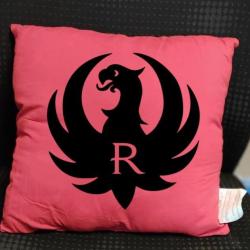 COUSSIN - Coussin avec customisation en vinyle BERGARA / CZ / GLOCK / RUGER / GECCO - Idée cadeau