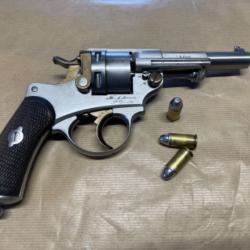 Vends revolver mod: 1873 Marine cal: 11m/m