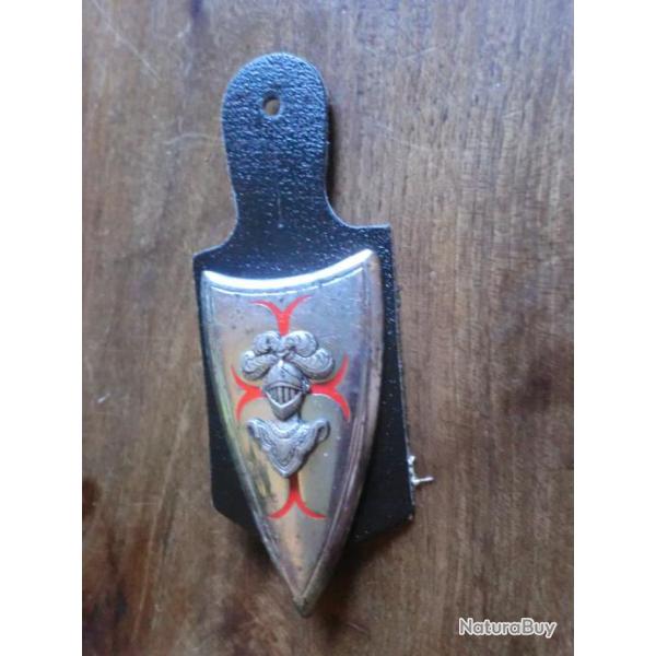 insigne centre d instruction de l arme blinde cavalerie / drago paris