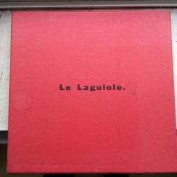 LIVRE COUTEAU LAGUIOLE CADEAU D'ENTREPRISE  SAGLIO éditeurs juin 1991 COFFRET COLLECTOR RARE