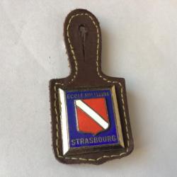 VENDU PAR LE-CUIRASSIER INSIGNE  ÉCOLE MILITAIRE DE STRASBOURG