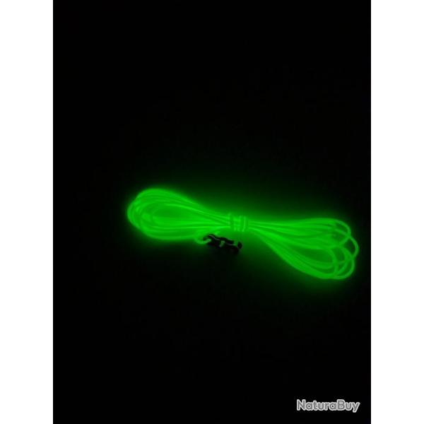 PHOSPHORESCENT!  Corde type Paracorde 9 brins 4 Mtres + 2 tendeurs.