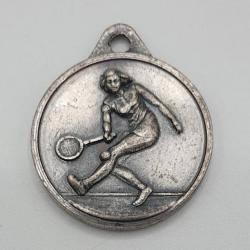 Médaille d'argent "Tennis" féminin .