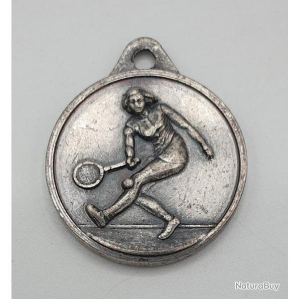 Mdaille d'argent "Tennis" fminin .