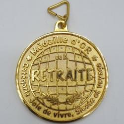 Médaille d'or de la retraite .