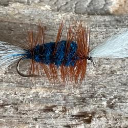 mouche Truite Bomber Bleu hameçon numéro 12