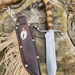 couteau artisanal amérindien bowie / bois de cerf sculpté crotale