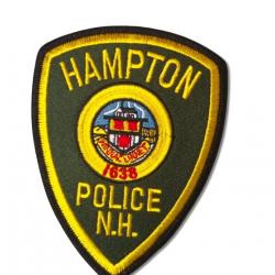 HAMPTOM POLICE N.H   120 mm x 90 mm  A coudre ou à thermocoller