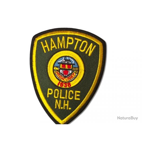 HAMPTOM POLICE N.H   120 mm x 90 mm  A coudre ou  thermocoller