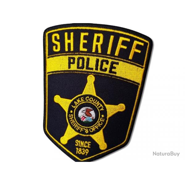 SHERIFF POLICE LAKE COUNTY 130 mm x 100 mm  A coudre ou  thermocoller