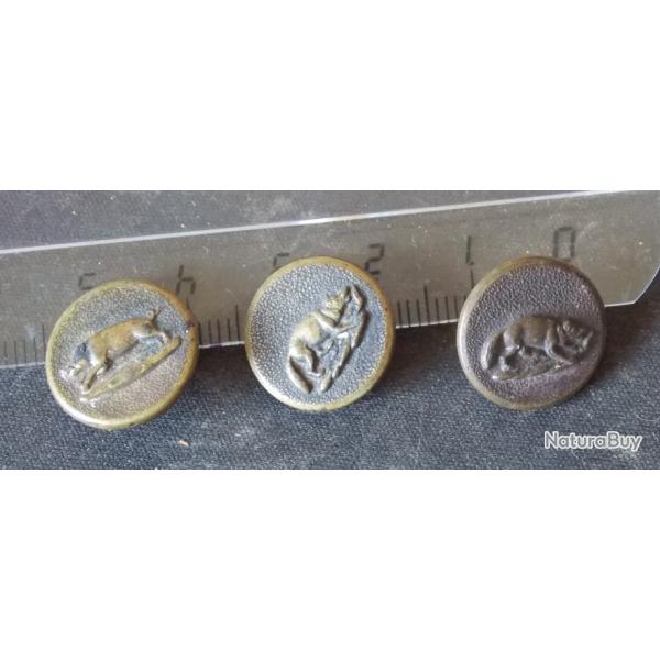 3 BOUTONS DE CHASSE OU LIVREE - 16.2 MM - 2 CHIENS - 1 SANGLIER