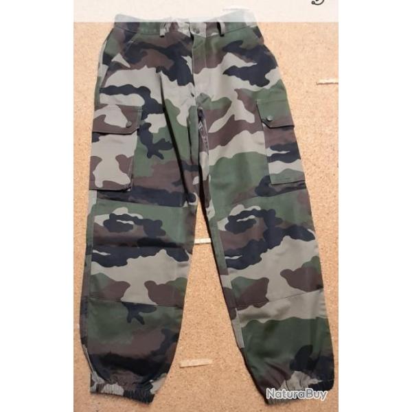 Pantalon de treillis camouflage