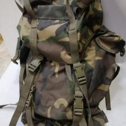 DESTOCKAGE : Sac à dos 65 litres camouflage Woodland ( chasse pêche treck randonnée commando )