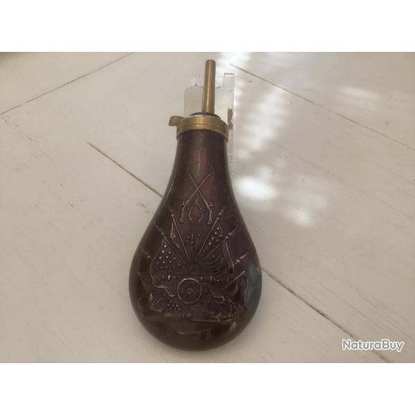 ancienne poire  poudre de type Colt Pattern -