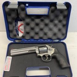 NEUF!!! SMITH & WESSON MOD: 686-6 CAL: .357 MAG