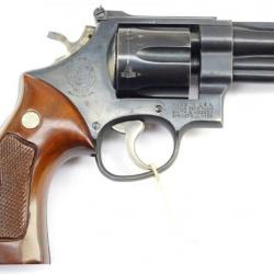 Revolver Smith & Wesson 28 highway patrol  4 pouces calibre 357 Mag