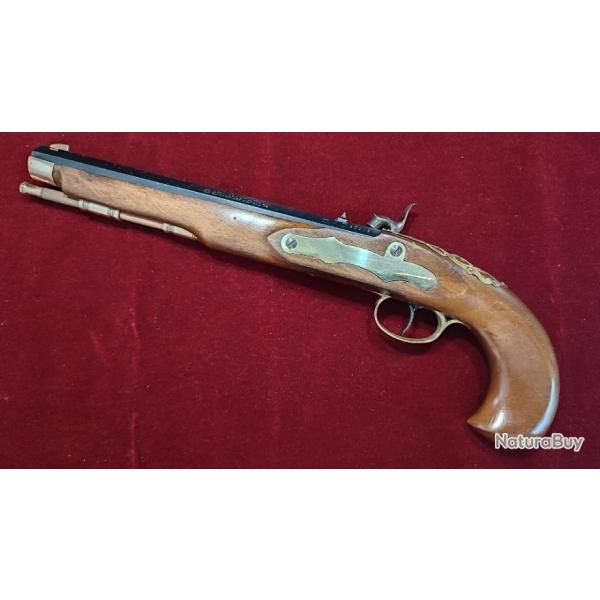 Pistolet  percussion cal 45 PN KENTUCKY fabrication italienne Armi Chiappa de 1993 monture noyer