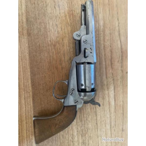 Revolver ancienne copie Belge du colt shrif