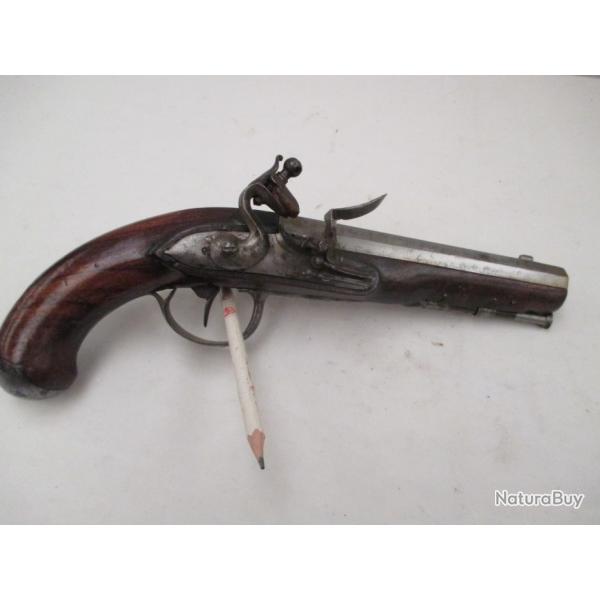 beau pistolet a silex long de 30 cm  complet , mais grand ressort cass  vendu en l'tat