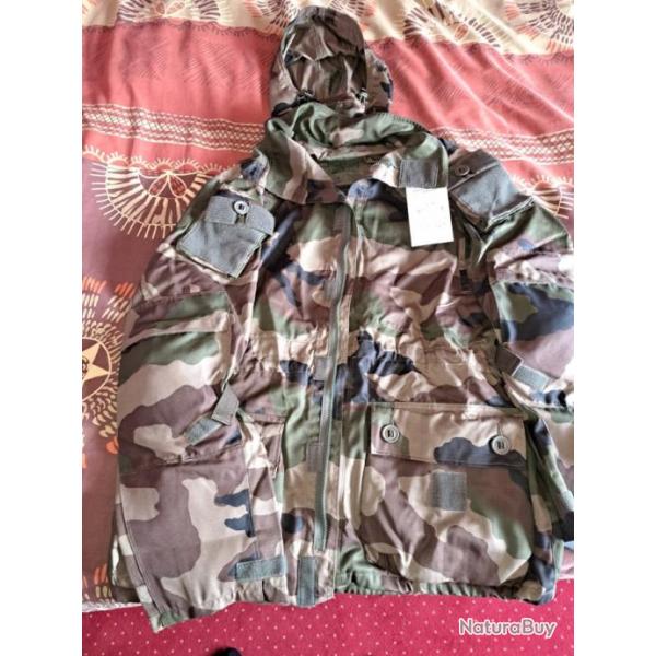 VESTE DE COMBAT NEUVE