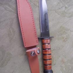 couteau de type KA-BAR 30,5 cm