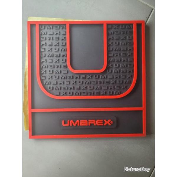 TAPIS MAINTENANCE ENTRETIEN UMAREX 305 X 305 MM