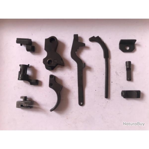 Lot de pieces dtaches de pistolet CZ 50