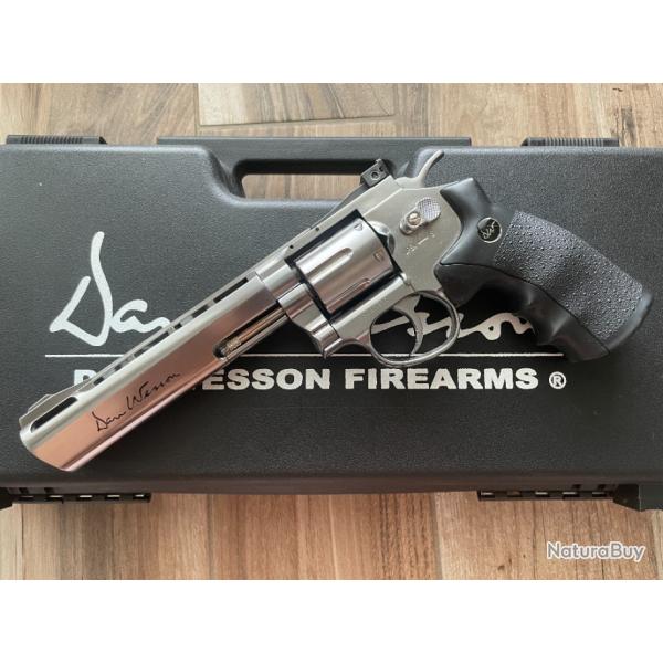 Revolver billes d'acier 4.5 mm Dan et Wesson 6" chrom + mallette & 24 cartouches factices