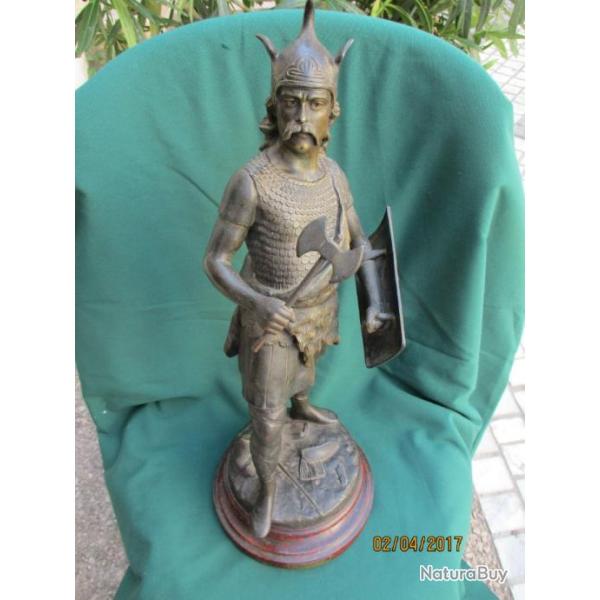 statuette de vercingetorix  en regule signe garnier made in france
