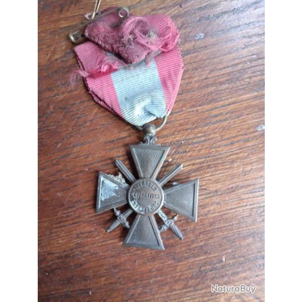 Mdaille croix de guerre thtre d oprations extrieures