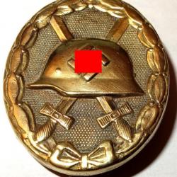 INSIGNE ALLEMAND DE BLESSE « OR » de la SECONDE GUERRE.  /8590