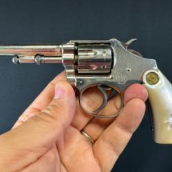 smith and wesson ladysmith 22 lr  2 mdl   proche du NEUF