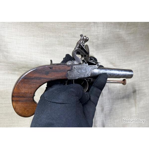Beau pistolet  silex de voyage - Fin XVIII ime sicle - TB tat